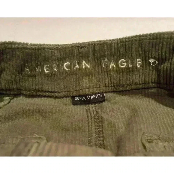 American Eagle Olive Green Corduroy Mini Skirt Size  8 - Picture 2 of 6